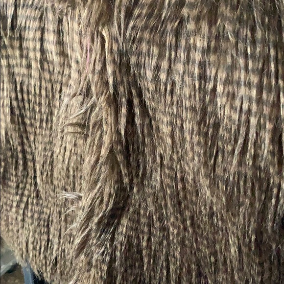 BeBe💋 faux fur cropped jacket - Picture 2 of 8